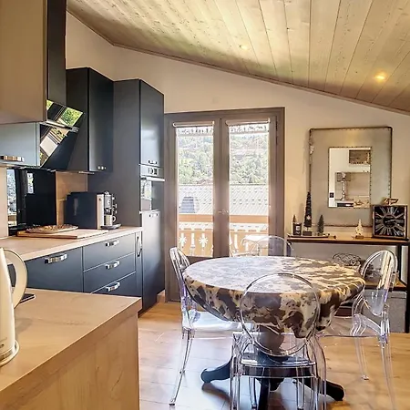 Apartment 1 Dorines *